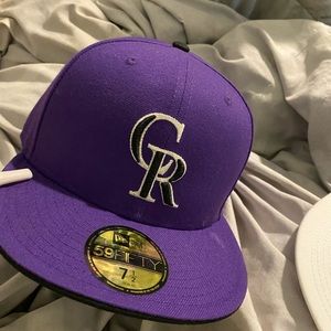 Purple men hat 7 1/2